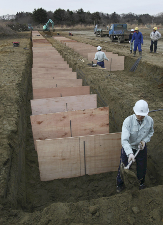 Illustration for article titled The Japan Quake's Most Powerful Photos (Updated)